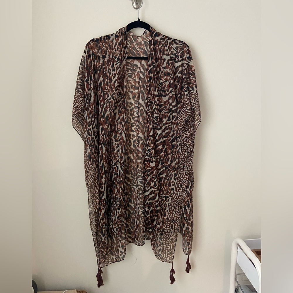 Floaty Kimono Cover Up In Sexy Sheer Leopard Print with tassels One Size EUC